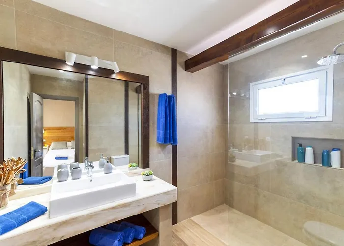 Villa Olivina 1 By *